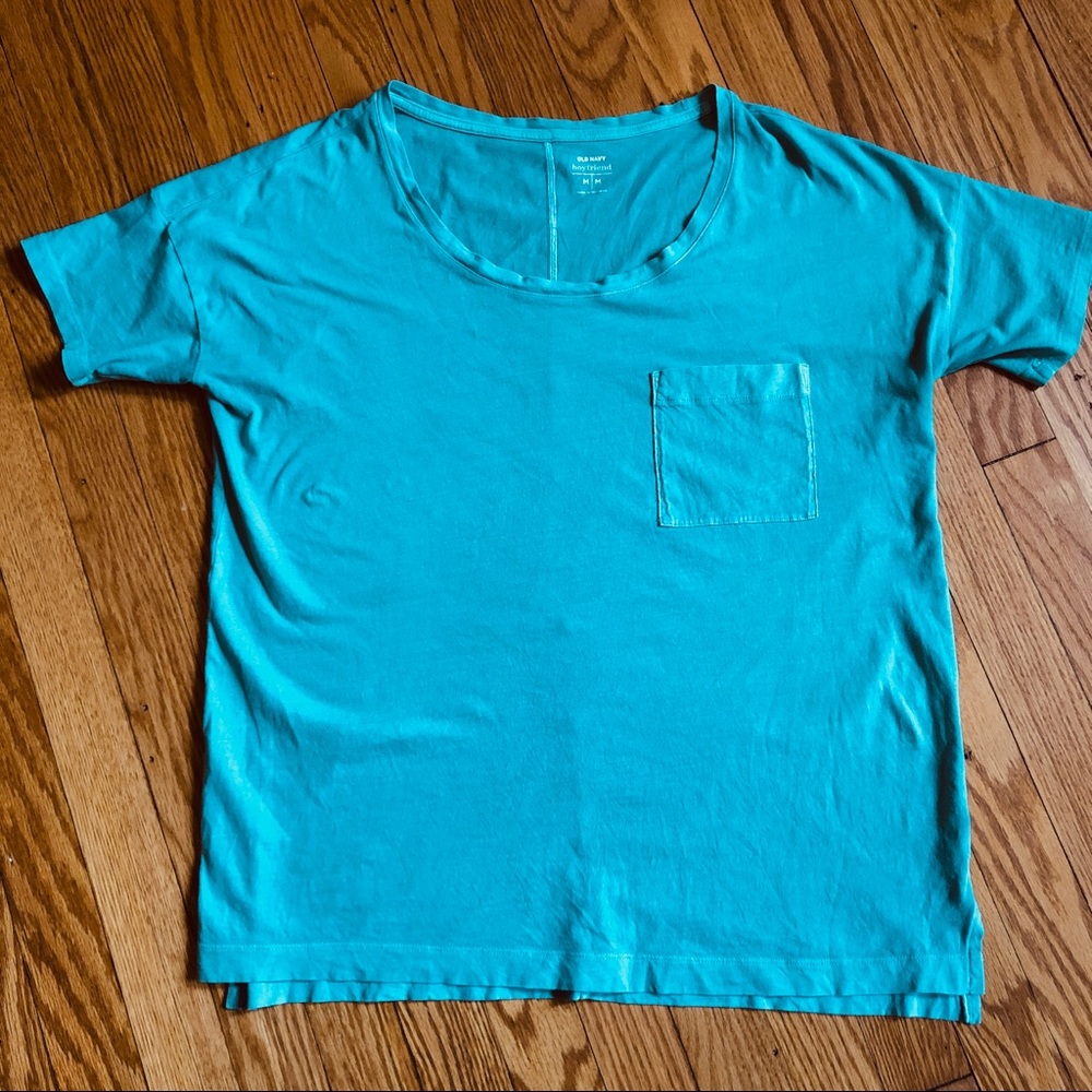 3 for 10 🎉 Old Navy Boyfriend Cut T-Shirt